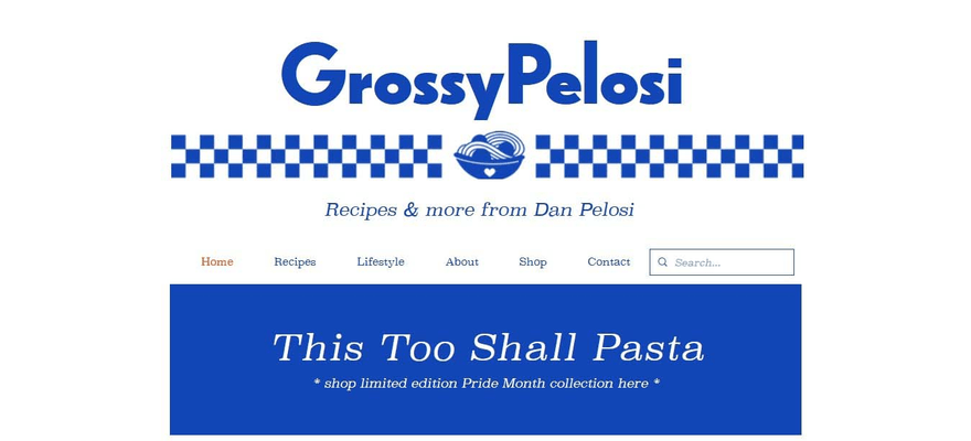 Grossi Pelosi’s blog page doesn’t shy away from the strong use of blue color to appear bold.